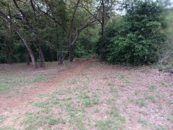Lote en venta en Santa Cruz con ubicación estratégica cerca de Tamarindo #26-2209 GS