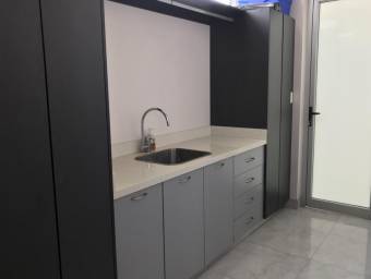 Venta de Casa de lujo en Colinas de Montealegre-Cartago.