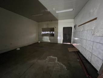 Venta de local comercial de 3 niveles con parqueo y alto potencial #26-922 GS, $ 460,000, 3, San José, Desamparados