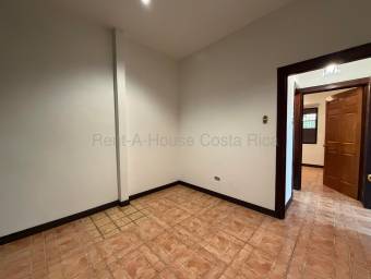 Casa en venta en Santo Domingo con jardín, estudio y espacios amplios #26-2021 GS