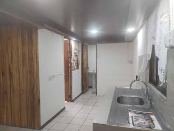 Casa esquinera en venta en Hatillo con gran potencial residencial y comercial #26-899 GS