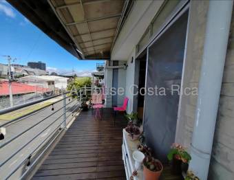 Venta de Apartamento en Catedral-San José.