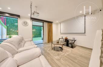 Casa en Venta en Condominio La Estefana en Sabanilla 3 Habitaciones más Mezzanine y Vista 