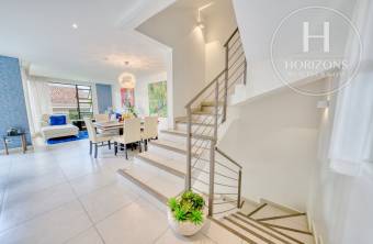Casa en Venta en Condominio La Estefana en Sabanilla 3 Habitaciones más Mezzanine y Vista 