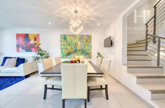 Casa en Venta en Condominio La Estefana en Sabanilla 3 Habitaciones más Mezzanine y Vista 