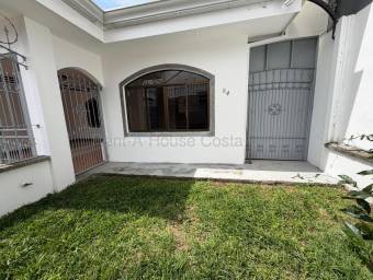 Venta de Casa en San Pablo de Heredia. RAH 26-2261