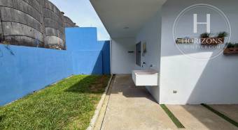 Casa en Venta en Condominio Lomas de Montes de Oca en Sabanilla 3 Habitaciones y Mezzanine