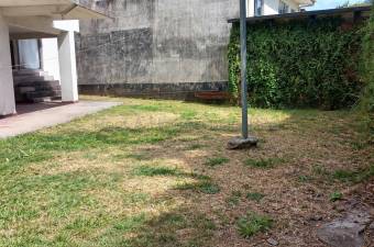 Venta casa de 3 niveles en residencial familiar con 3 habitaciones #26-1812 GS