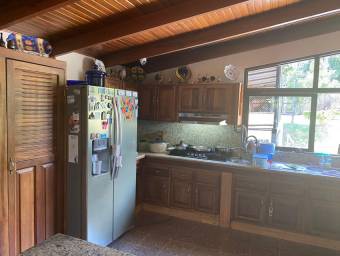 Venta de Lote Casa y APTO en Santa Ana. RAH 26-388 Venta de Lote Casa y APTO en Santa Ana. RAH 26-388