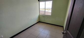 Venta de casa esquinera en condominio con patio en San Pablo de Heredia #26-1636 GS