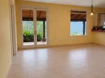Venta de Casa en Paraíso-Orosi, Cartago. 