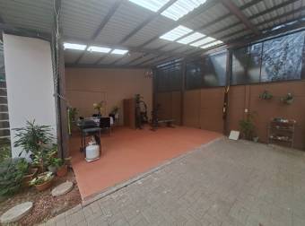 Linda casa en residencial en Granadilla