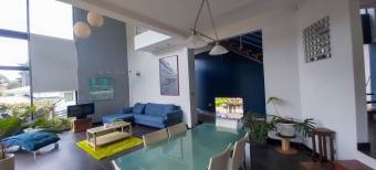 Casa tipo contemporaneo, San Isidro de Heredia 637 mts2