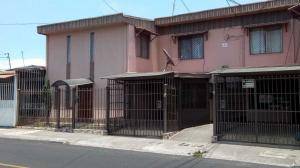 A la venta estupendo apartamento en Guadalupe #19-472