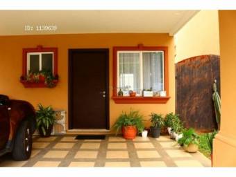 V#59 Espaciosa casa en venta  /Alajuela
