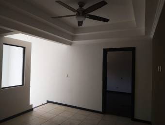 V#106 Hermosa casa en venta/Ciudad Colón