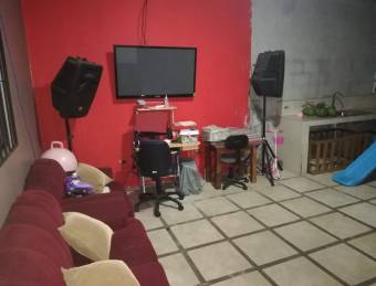 V#155 Espaciosa casa en venta/ Grecia-Alajuela
