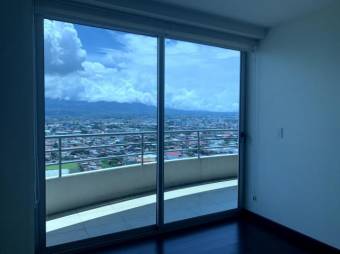 se alquila lujoso apartamento en paseo colon  san jose 20-1568