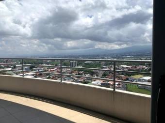 se alquila lujos apartamento con maravillosa vista en San Jose centro paseo colon 20-