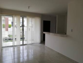 Estrena apartamento en condominio en Alajuela 20-478