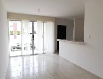 Estrena apartamento en condominio en Alajuela 20-478