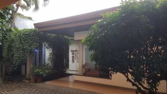 V#211 Venta Casa con Locales Comerciales / Alajuela