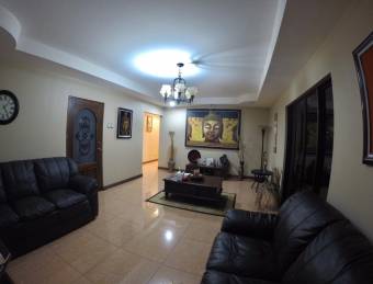 V#174 Hermosa Casa en Venta/Cartago