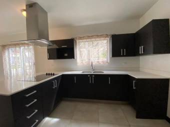 CG-20-1609.  Exclusivo y Hermoso Apartamento En Alquiler.  En RioOro.   