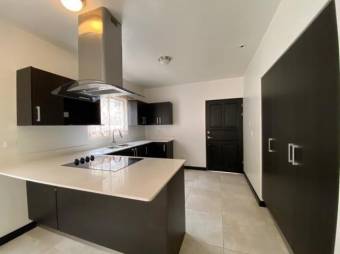 CG-20-1609.  Exclusivo y Hermoso Apartamento En Alquiler.  En RioOro.   