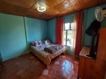 MLS-21-2207 VENTA CASA DESAMPARADOS CARTAGO 