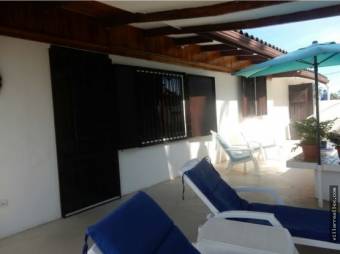 V#455 Preciosa Casa de Venta En Playa Guacalillo.