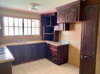 MLS-21-2484 VENTA CASA TIBAS SAN JOSE 