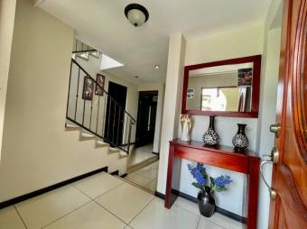 MLS-21-2317 VENTA CASA ULLOA HEREDIA 