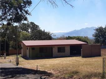 V#150 Amplia Casa en Venta/Grecia-Alajuela