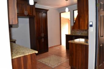 MLS-21-152 VENTA CASA SAN PEDRO HEREDIA 