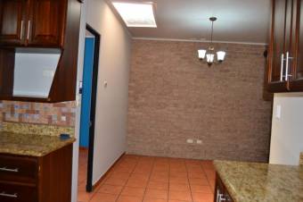 MLS-21-152 VENTA CASA SAN PEDRO HEREDIA 