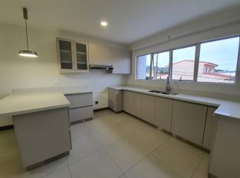 V#464 Hermoso Apartamento en Alquiler en Residencial/Cartago-Oreamuno.