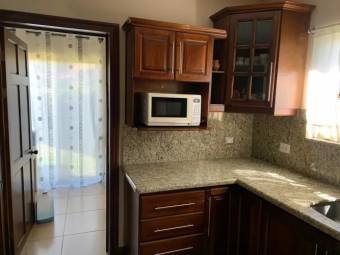 V#480 Hermosa Casa en Venta en Residencial Colinas del Viento/Alajuela