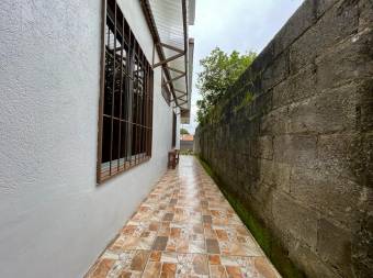 VENTA DE HERMOSA CASA EN SANTO DOMINGO DE HEREDIA