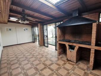 Casa en Venta en Moravia, San José. RAH 21-2527