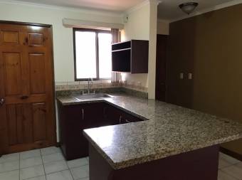 VENTA DE CASA EN CONDOMINIO, TIBÁS