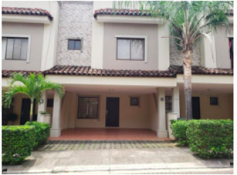 Venta de casa ubicada en San José, Santa Ana, Piedades