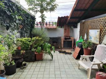 MLS-22-2750 VENTA CASA ROHRMOSER SAN JOSE