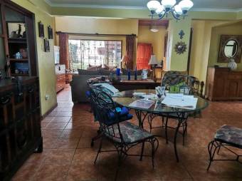 MLS-22-2750 VENTA CASA ROHRMOSER SAN JOSE