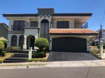 MLS-22-813 VENTA CASA LA GUACIMA ALAJUELA