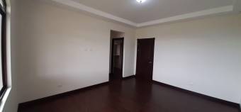 MLS-23-26 VENTA CASA NUEVA SAN ISIDRO HEREDIA