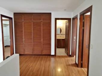 MLS-23-14 VENTA CASA SAN JOAQUIN HEREDIA