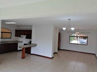 MLS-23-14 VENTA CASA SAN JOAQUIN HEREDIA