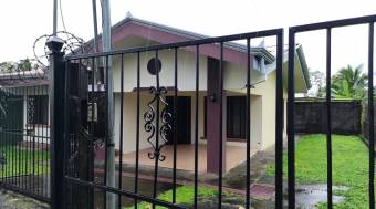 Comoda casa en Venta, Prado de Guapiles        CG-21-2119