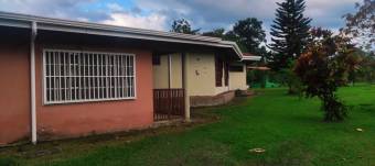 Hermosa y Amplia casa en Venta, Av Montelimar,  Guapiles        CG-22-1690